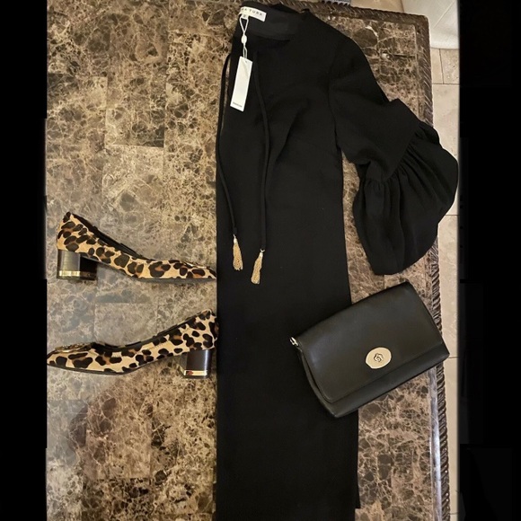 🎉HP🎉New! Trina Turk Scoop Neck Bell Sleeve Baroque Dress Black Size S✨ - Picture 9 of 14